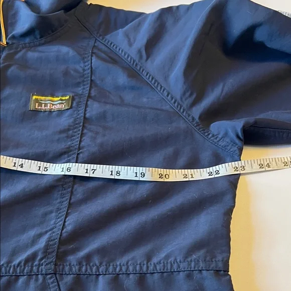L.L. Bean Women’s Mountain Classic Full Zip Dark Blue Windbreaker L EUC Outdoors - Picture 8 of 10